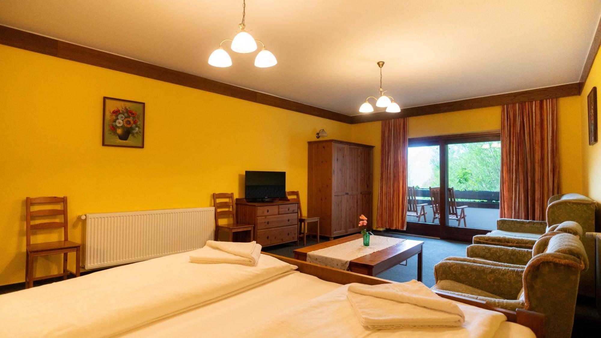 Haus Anna - Kaernten Card Im Sommer Inklusive Bad Kleinkirchheim Ngoại thất bức ảnh